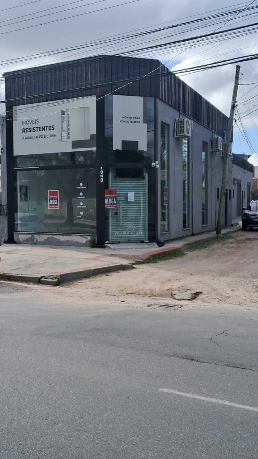 PRÉDIO COMERCIAL AREAL