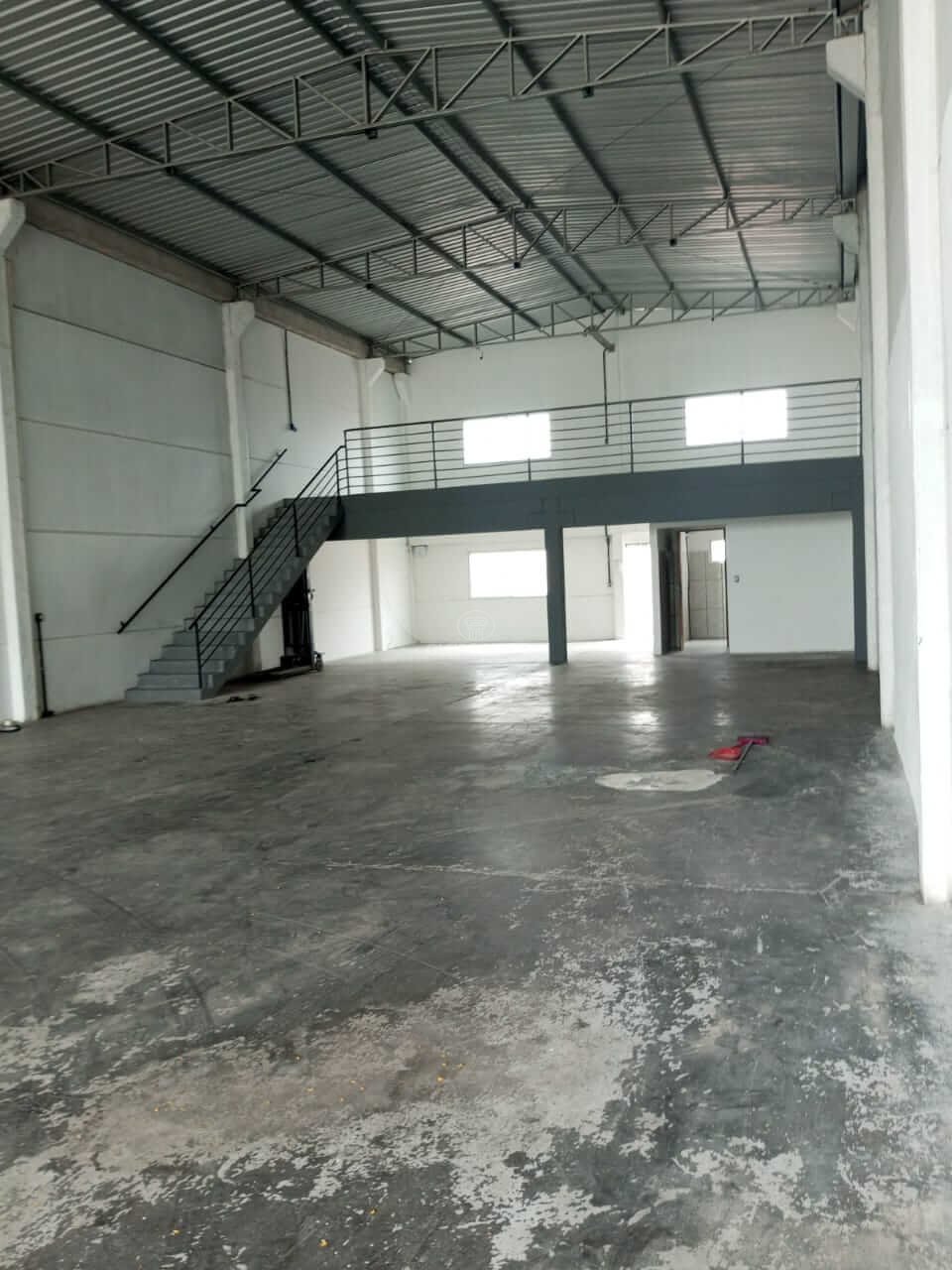 PRÉDIO COMERCIAL FRAGATA