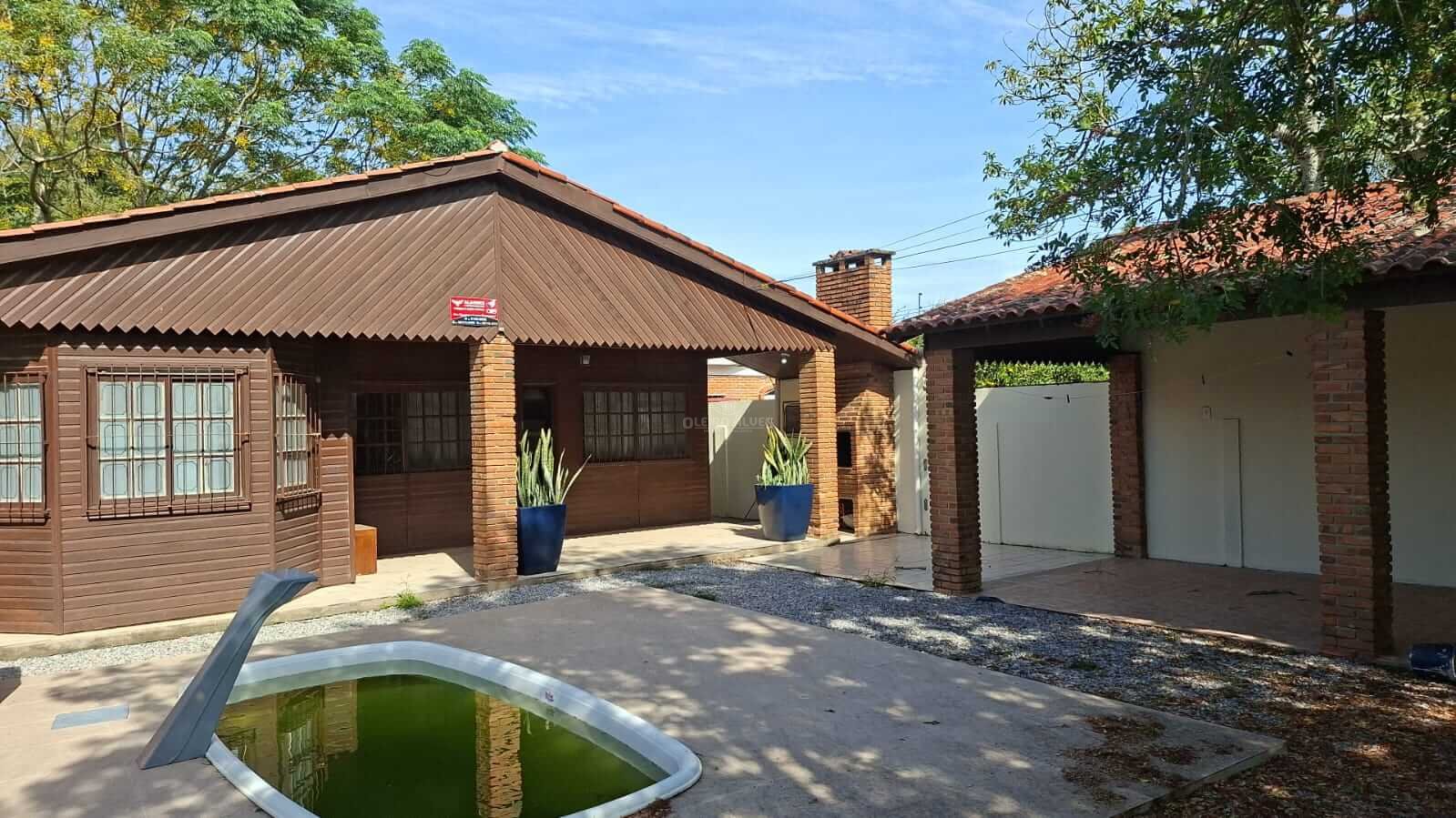 CHALÉ LARANJAL – mobiliado