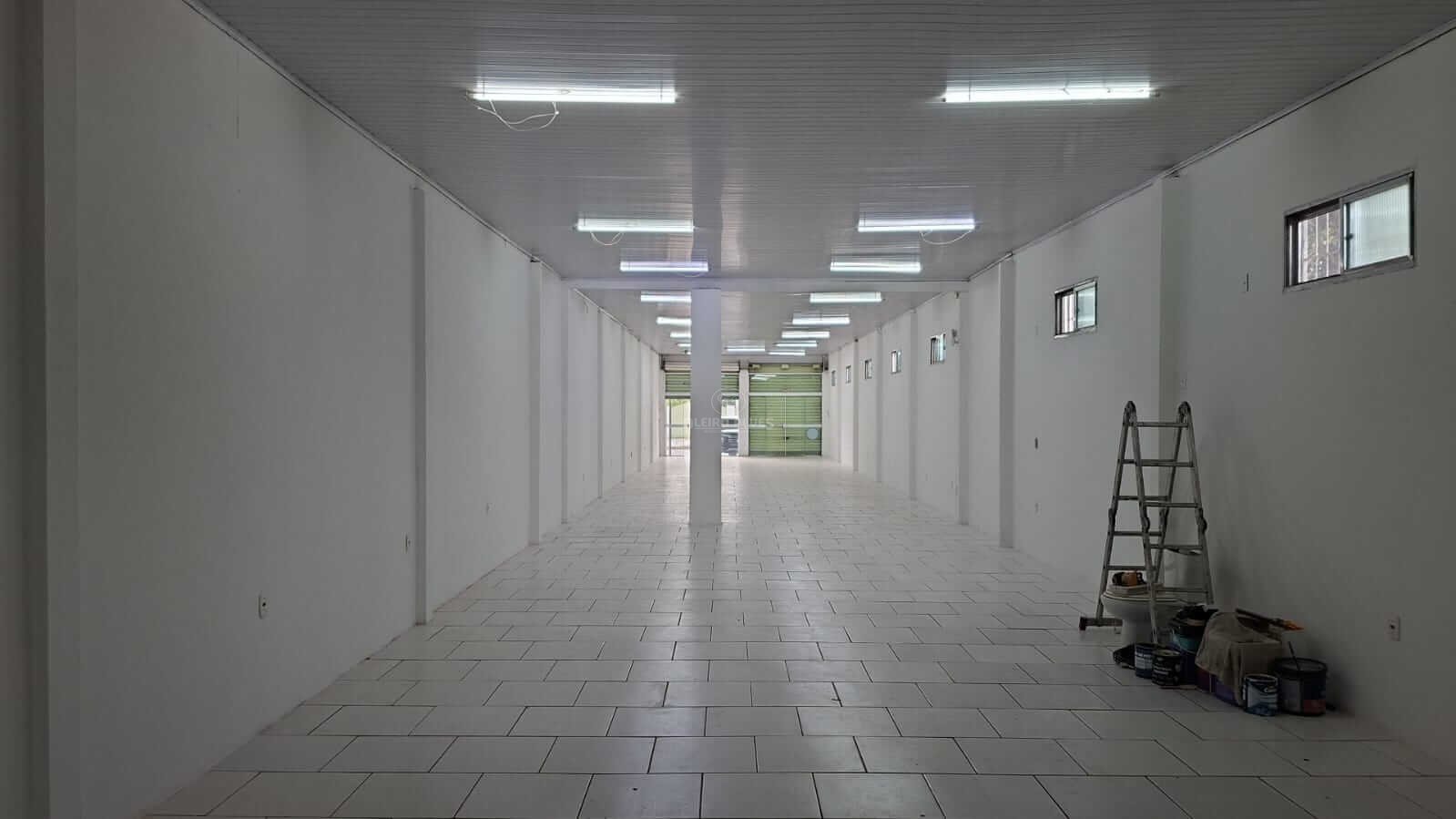 PRÉDIO COMERCIAL AV CIDADE DE LISBOA