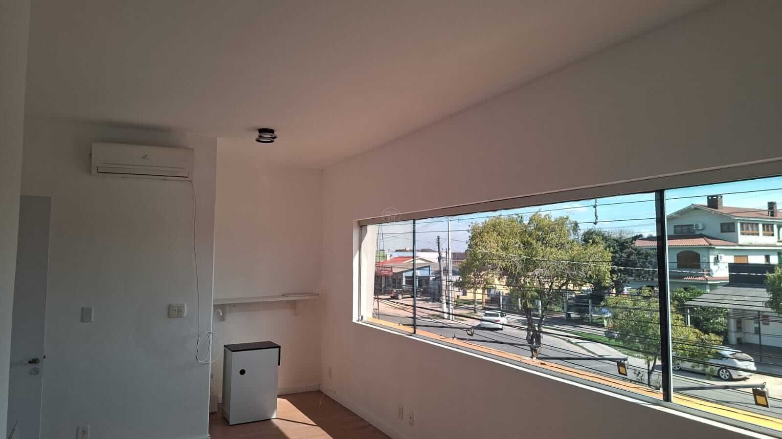 SALA COMERCIAL 2 ANDAR NA AV CIDADE DE LISBOA